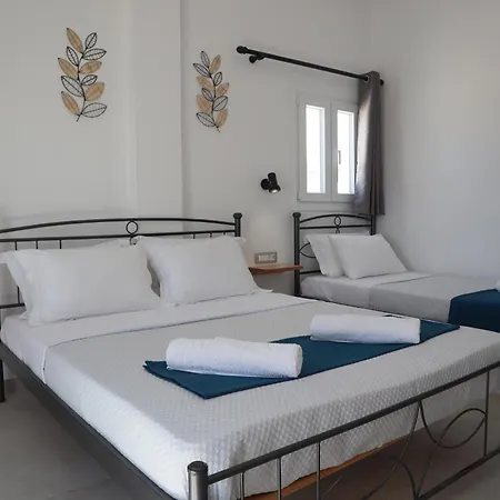 Pension St.George Rooms & Studios Perivolos  Exterior photo